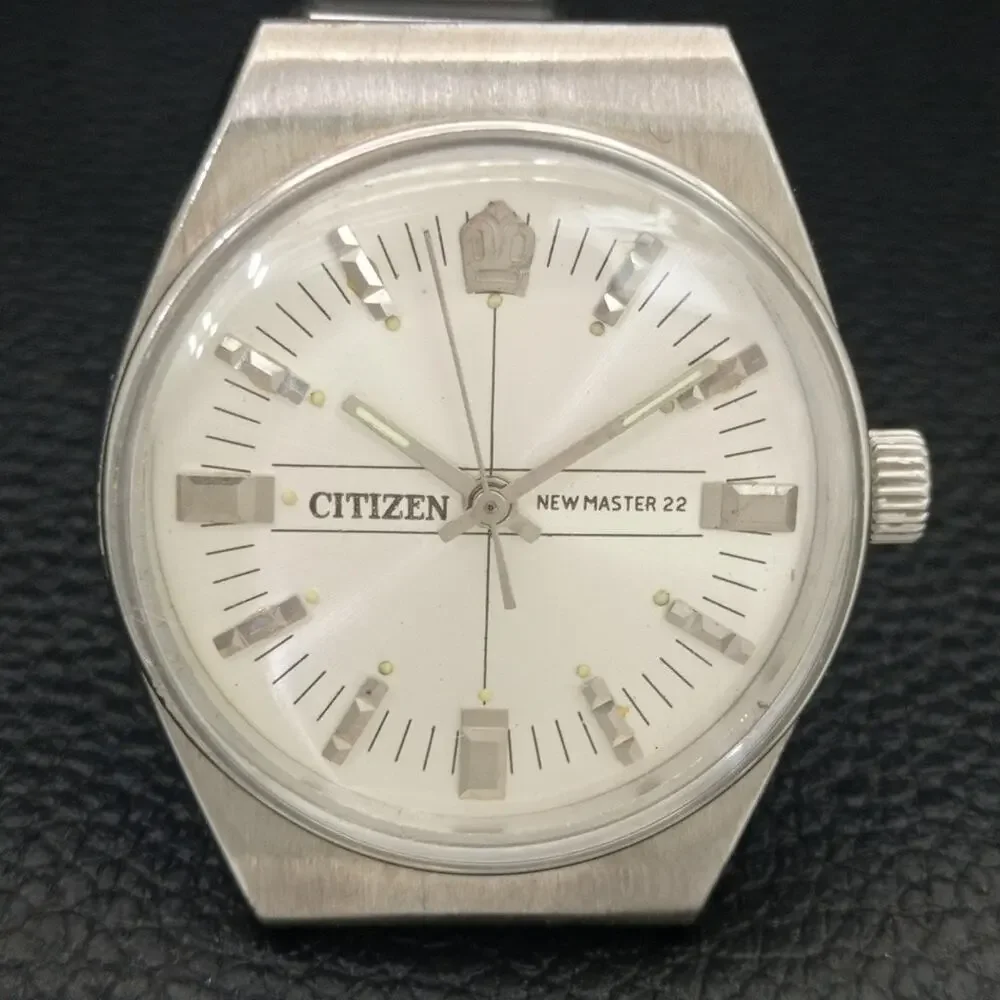 Vintage 1985 Citizen Manual Wound Mens Silver Watch & Silver accents